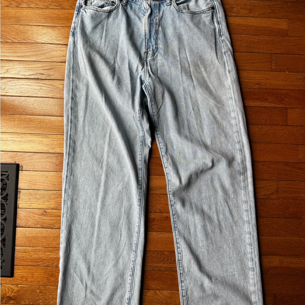 Lightweight Abercrombie Baggy Men’s Jeans light wash 31” x 34”